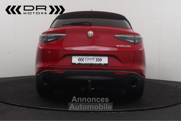 Alfa Romeo Stelvio 2.2JTD RWD Aut. SPRINT - NAVI LEDER LED ADAPTIVE CRUISE - <small></small> 41.995 € <small>TTC</small> - #5