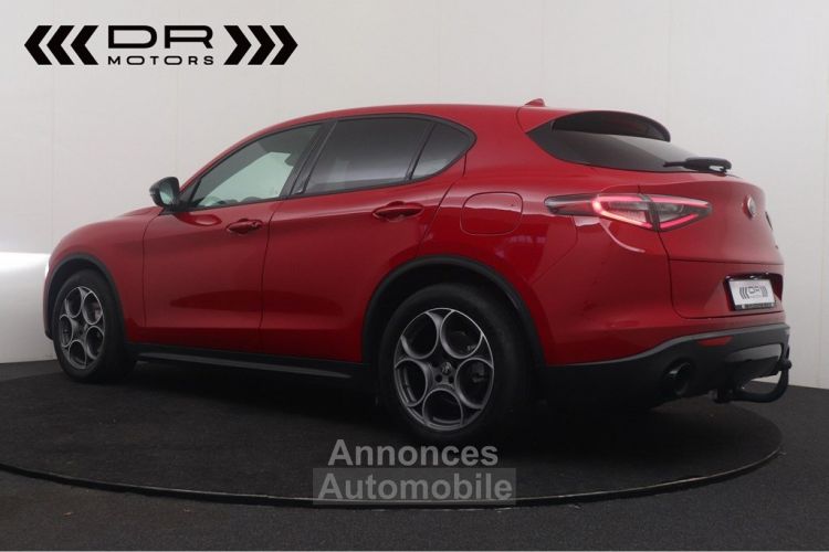 Alfa Romeo Stelvio 2.2JTD RWD Aut. SPRINT - NAVI LEDER LED ADAPTIVE CRUISE - <small></small> 41.995 € <small>TTC</small> - #8