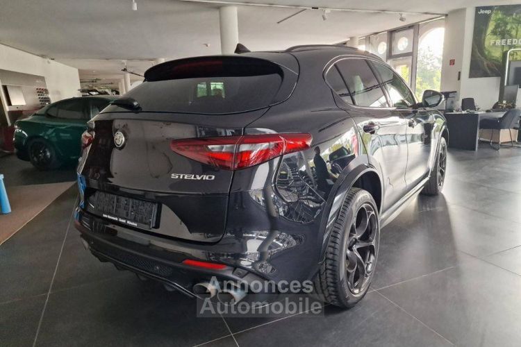 Alfa Romeo Stelvio 2.9 V6 510ch Quadrifoglio Q4 AT8 - <small></small> 53.900 € <small>TTC</small> - #2