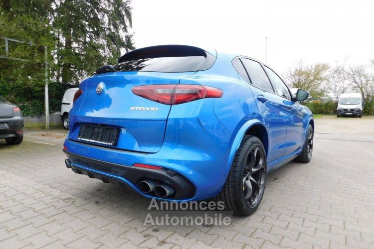 Alfa Romeo Stelvio 2.9 V6 510ch Quadrifoglio Q4 AT8 - <small></small> 53.900 € <small>TTC</small> - #3