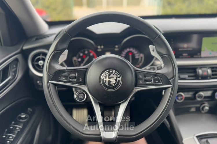 Alfa Romeo Stelvio MY19 2.2 210 ch Q4 AT8 Executive - CARPLAY - <small></small> 20.990 € <small>TTC</small> - #12