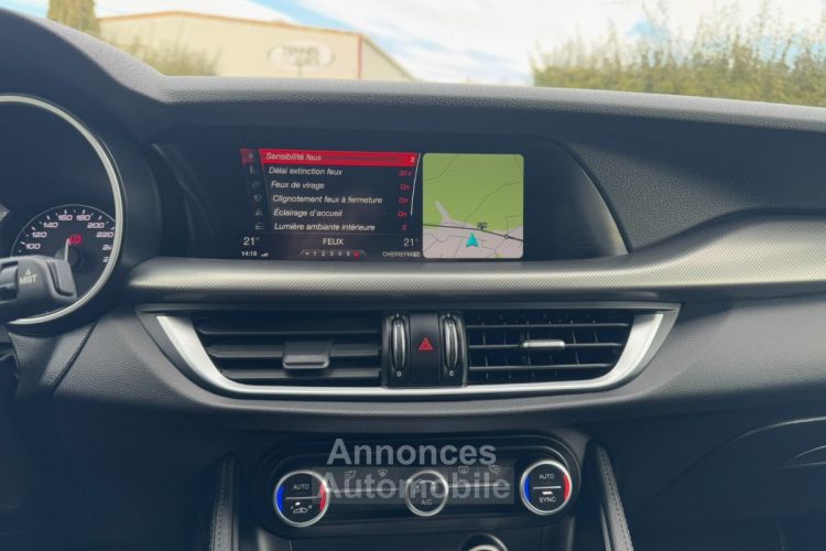 Alfa Romeo Stelvio MY19 2.2 210 ch Q4 AT8 Executive - CARPLAY - <small></small> 20.990 € <small>TTC</small> - #31