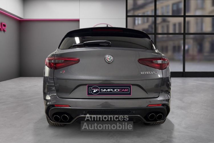 Alfa Romeo Stelvio MY19 2.9 V6 510ch Q4 AT8 Quadrifoglio // TOIT OUVRANT / HARMAN KARDON / SIEGES CHAUFFANTS / Garantie 12 mois - <small></small> 64.990 € <small>TTC</small> - #10