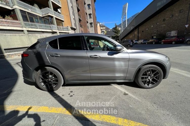 Alfa Romeo Stelvio Speciale 2.0 280 CV AT8 Q4 - <small></small> 23.500 € <small>TTC</small> - #6