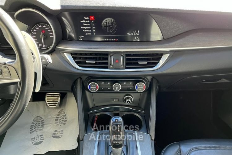 Alfa Romeo Stelvio Speciale 2.0 280 CV AT8 Q4 - <small></small> 23.500 € <small>TTC</small> - #12