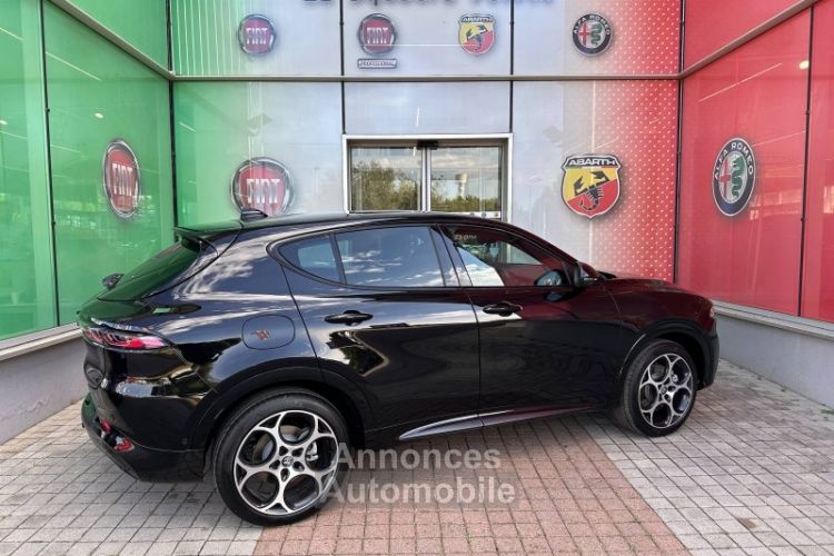 Alfa Romeo Tonale 1.3 PHEV 280ch Sprint AT6 e-Q4 - <small></small> 54.990 € <small>TTC</small> - #4