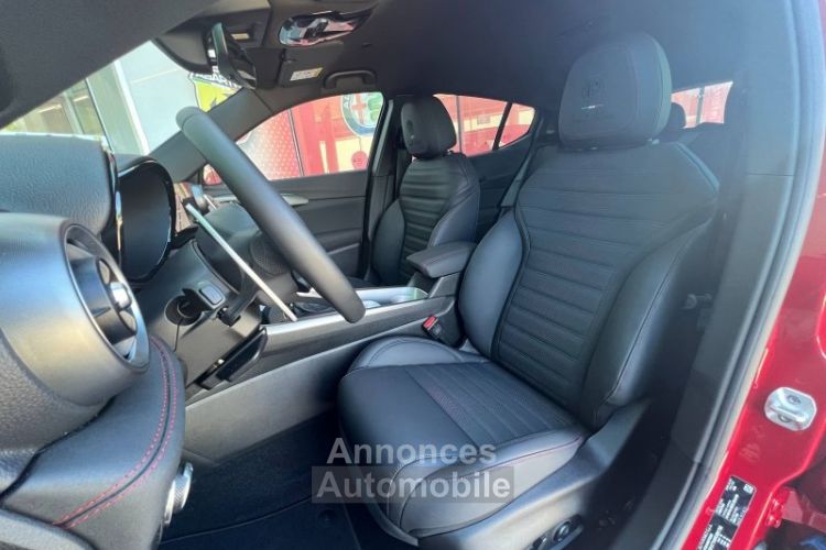 Alfa Romeo Tonale 1.3 PHEV 280ch Tributo Italiano AT6 e-Q4 - <small></small> 53.990 € <small>TTC</small> - #8