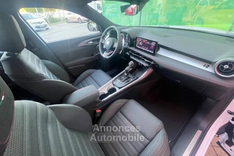 Alfa Romeo Tonale 1.3 PHEV 280ch Tributo Italiano AT6 e-Q4 - <small></small> 53.990 € <small>TTC</small> - #11