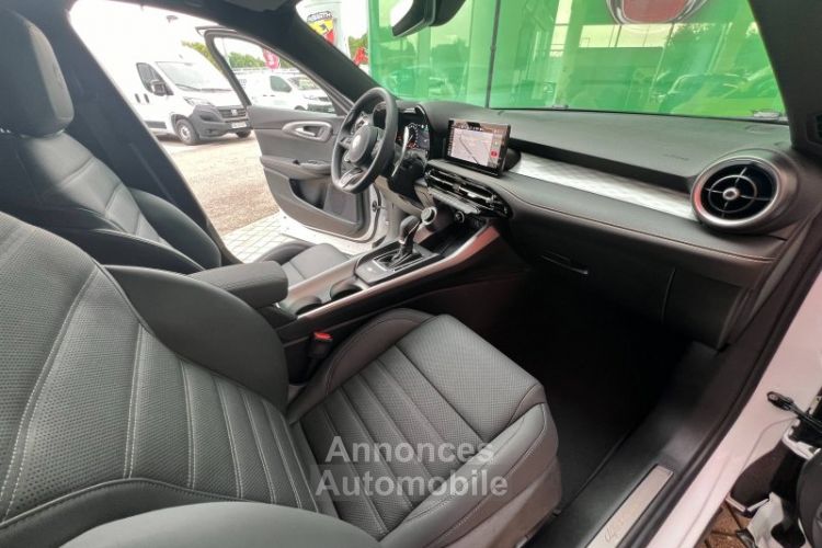 Alfa Romeo Tonale 1.5 Hybrid 130ch Veloce TCT - <small></small> 41.990 € <small>TTC</small> - #14