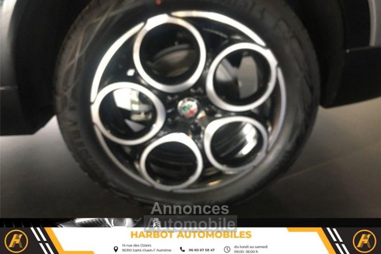 Alfa Romeo Tonale 1.5 hybrid 160 ch vgt tct7 ti - <small></small> 45.980 € <small>TTC</small> - #19