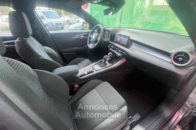 Alfa Romeo Tonale 1.6 Diesel 130ch Sprint TCT - <small></small> 38.490 € <small>TTC</small> - #16