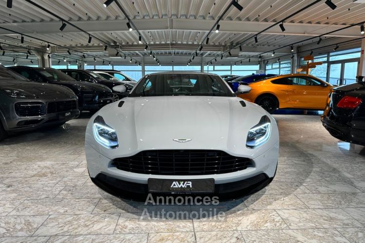 Aston Martin DB11 4.0 V8 510 *360° *LED* Entretien AM / Garantie 12 mois Prémium - <small></small> 125.990 € <small></small> - #2