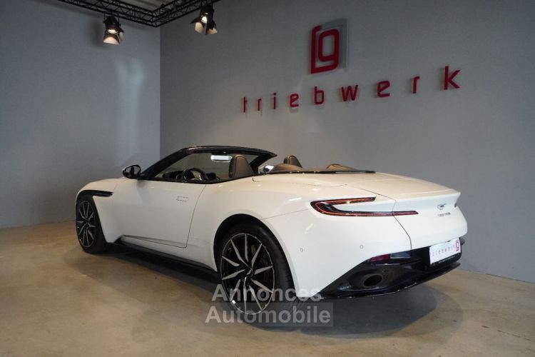 Aston Martin DB11 4.0 V8 Volante 510 1èreM 360° Garantie 12 Mois Prémium - <small></small> 144.990 € <small>TTC</small> - #2