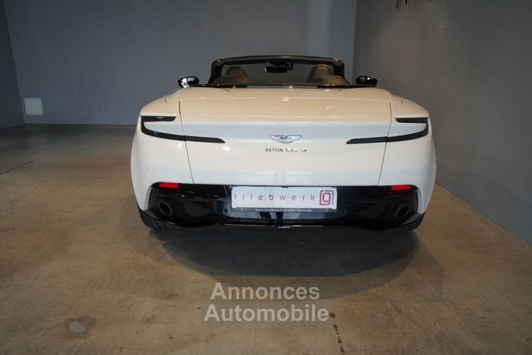 Aston Martin DB11 4.0 V8 Volante 510 1èreM 360° Garantie 12 Mois Prémium - <small></small> 144.990 € <small>TTC</small> - #13