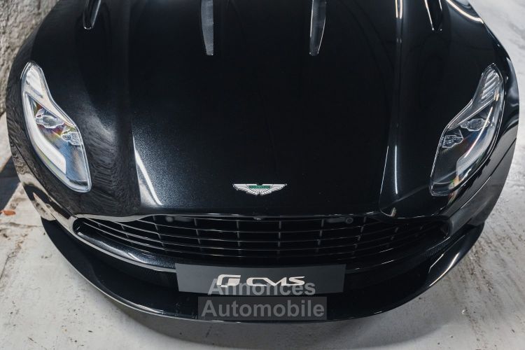 Aston Martin DB11 AMR V12 5.2 639 - <small>A partir de </small>1.320 EUR <small>/ mois</small> - #3
