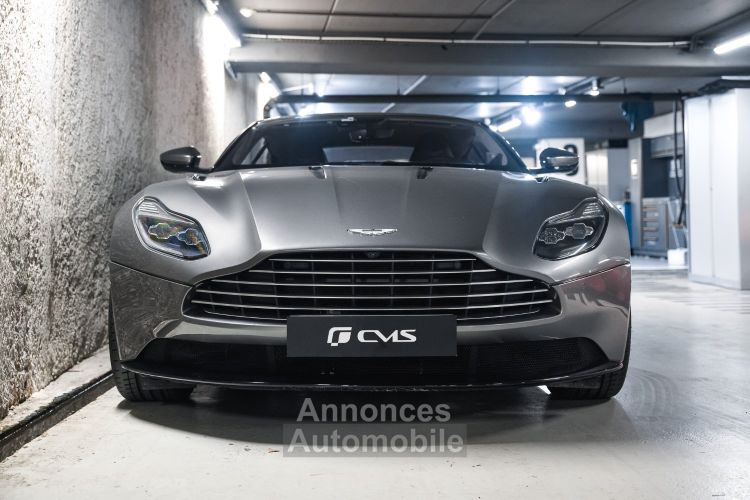 Aston Martin DB11 V12 5.2 608 - <small>A partir de </small>1.310 EUR <small>/ mois</small> - #2