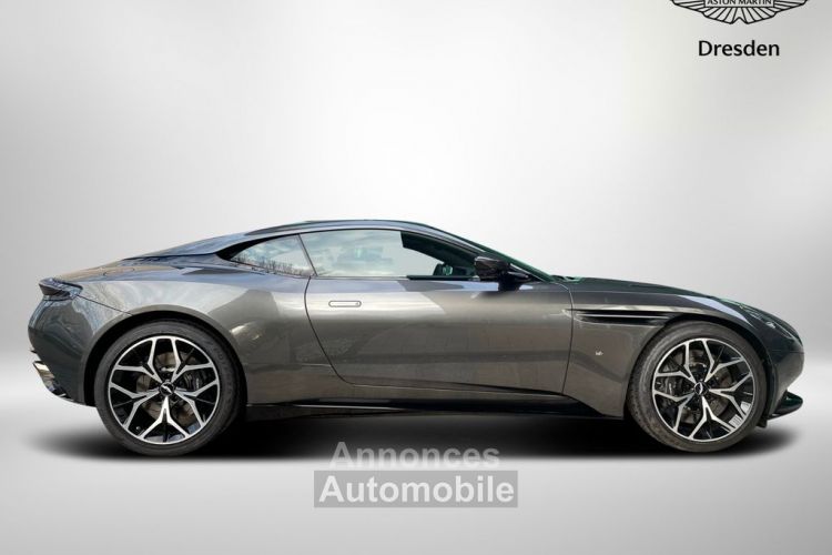 Aston Martin DB11 V12 5.2 608HP / B&O / 360° / JA 20 / Garantie 12 mois Prémium - <small></small> 163.990 € <small></small> - #17