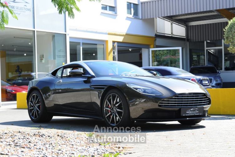 Aston Martin DB11 V12 5.2 608HP / B&O / 360° / JA 20 / Garantie 12 mois Prémium - <small></small> 159.990 € <small>TTC</small> - #17