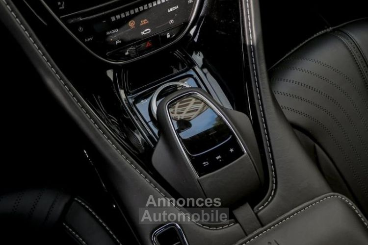 Aston Martin DB11 V12 5.2 640ch AMR BVA8 - <small></small> 185.000 € <small>TTC</small> - #17