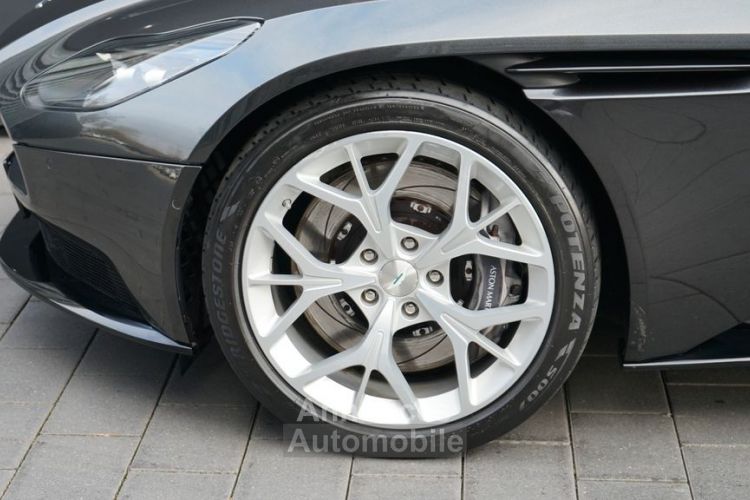 Aston Martin DB11 V8 4.0 510 Sport Paket 360° Garantie 12 Mois Prémium - <small></small> 119.990 € <small></small> - #22