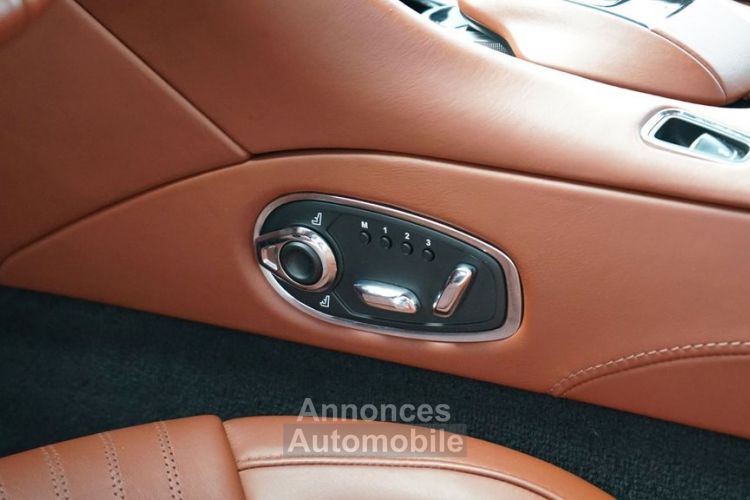 Aston Martin DB11 V8 4.0 510 Sport Paket 360° Garantie 12 Mois Prémium - <small></small> 119.990 € <small></small> - #26