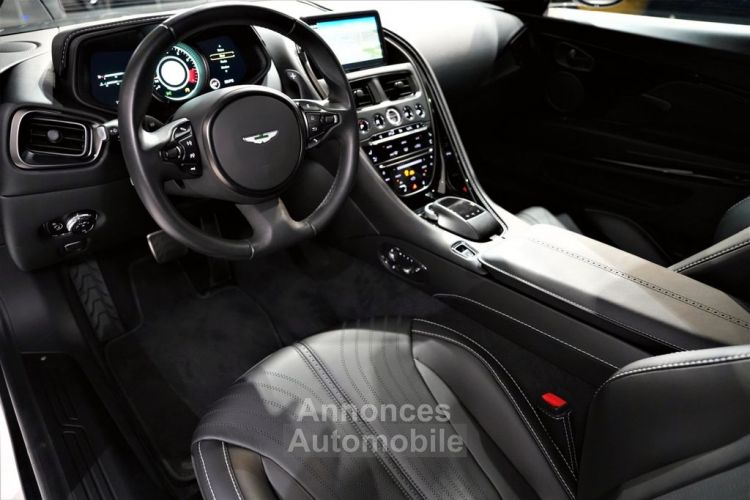 Aston Martin DB11 V8 / Carbone / Garantie 12 mois - <small></small> 152.980 € <small>TTC</small> - #6