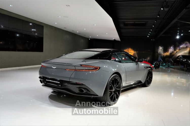 Aston Martin DB11 V8 / Carbone / Garantie 12 mois - <small></small> 152.980 € <small>TTC</small> - #2