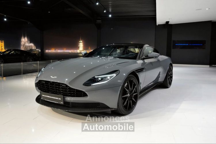 Aston Martin DB11 V8 / Carbone / Garantie 12 mois - <small></small> 152.980 € <small>TTC</small> - #1