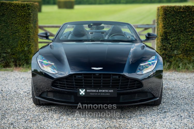 Aston Martin DB11 V8 Volante - <small></small> 144.800 € <small>TTC</small> - #2