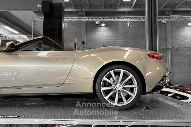 Aston Martin DB11 Volante – Française – Couleur Spéciale AML - <small></small> 149.900 € <small>TTC</small> - #14