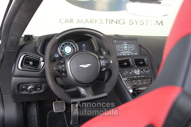 Aston Martin DB11 Volante 4.0 Biturbo V8 - <small>A partir de </small>2.890 EUR <small>/ mois</small> - #18