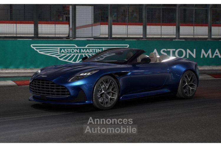 Aston Martin DB12 DB 12 VOLANTE - NEW ON STOCK CARBON CERAMIC BRAKES ALLOY 21" - <small></small> 299.995 € <small>TTC</small> - #1