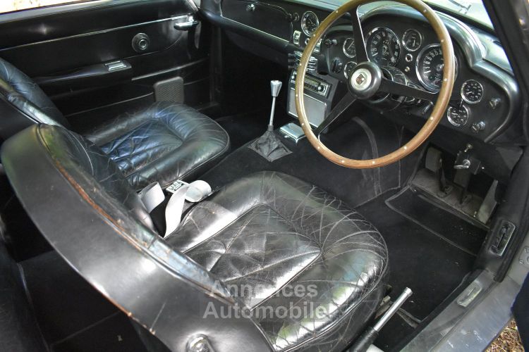 Aston Martin DB6 Vantage Mk - <small></small> 324.900 € <small>TTC</small> - #35