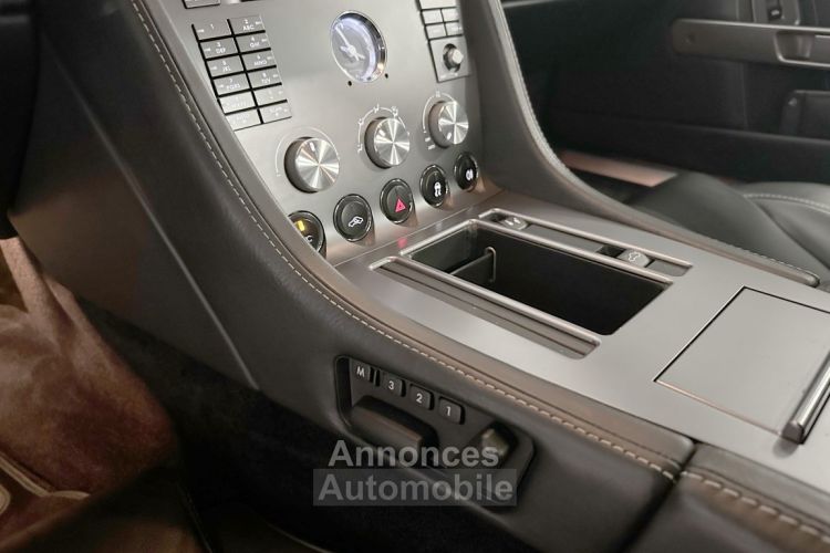 Aston Martin DB9 Coupé V12 6.0 455ch Touchtronic 6 - <small></small> 66.990 € <small>TTC</small> - #17