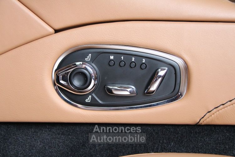 Aston Martin DBS SUPERLEGGERA - <small>A partir de </small>2.990 EUR <small>/ mois</small> - #17