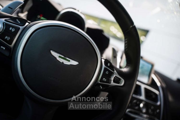 Aston Martin DBS Superleggera Onyx Black Carbon 360° - <small></small> 227.900 € <small>TTC</small> - #22