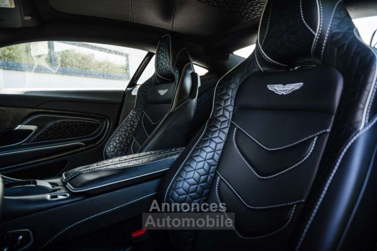 Aston Martin DBS Superleggera Onyx Black Carbon 360° - <small></small> 227.900 € <small>TTC</small> - #23