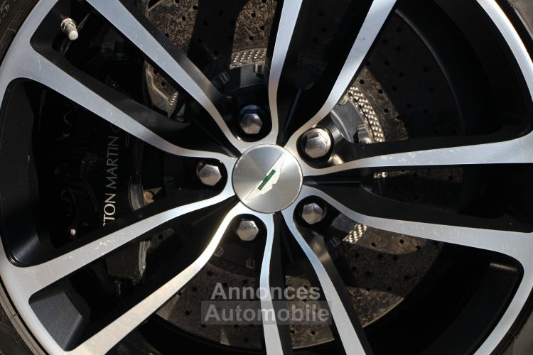 Aston Martin DBS Volante V12 Volante Ultimate 1 Of 100 - <small>A partir de </small>1.490 EUR <small>/ mois</small> - #32