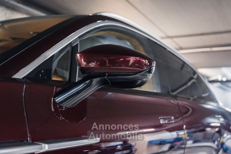 Aston Martin DBX V8 4.0 550 - <small>A partir de </small>1.820 EUR <small>/ mois</small> - #9