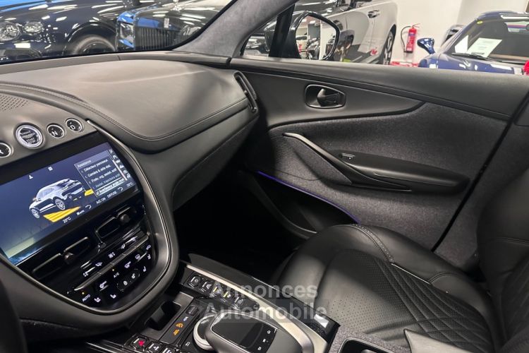 Aston Martin DBX V8 Origine France TVA Immat France co2 payé LOA 2 358 Euros/mois - <small></small> 180.000 € <small>TTC</small> - #17