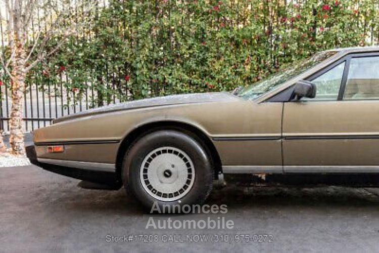 Aston Martin Lagonda - <small></small> 38.100 € <small>TTC</small> - #12