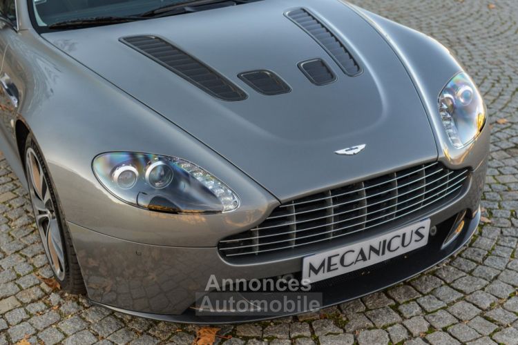 Aston Martin V12 Vantage - <small></small> 119.900 € <small>TTC</small> - #17