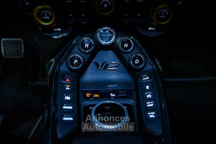 Aston Martin V12 Vantage - Prix sur Demande - #45