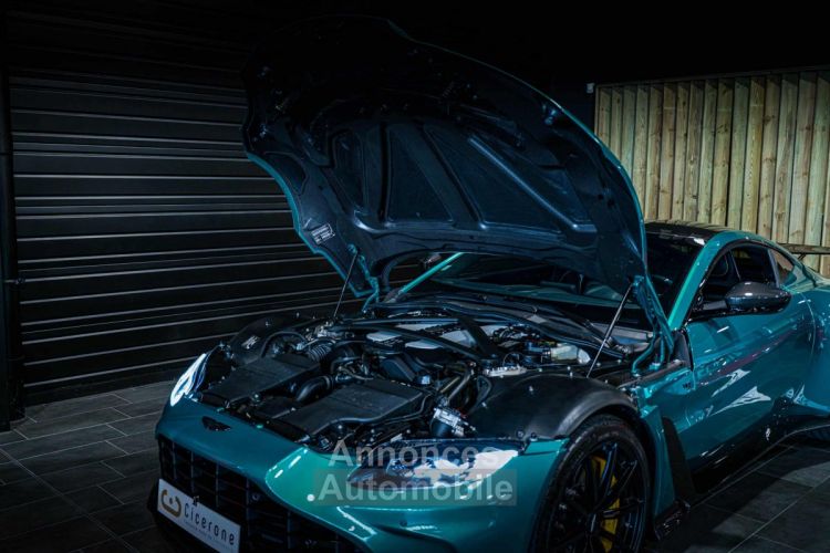 Aston Martin V12 Vantage - Prix sur Demande - #67