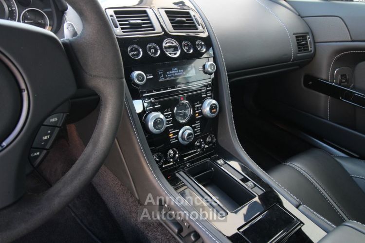 Aston Martin V12 Vantage 5.9 576 7-Speed Sportshift III 1èreM Audio System Aston Martin Premium Audio 700W Garantie 12 mois Prémium - <small></small> 135.990 € <small>TTC</small> - #12