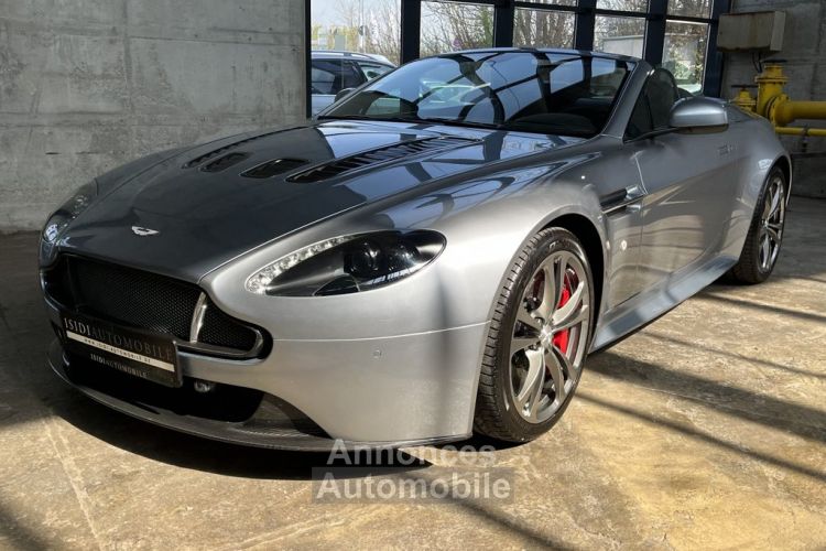 Aston Martin V12 Vantage 5.9 576 7-Speed Sportshift III 1èreM Audio System Aston Martin Premium Audio 700W Garantie 12 mois Prémium - <small></small> 135.990 € <small>TTC</small> - #1