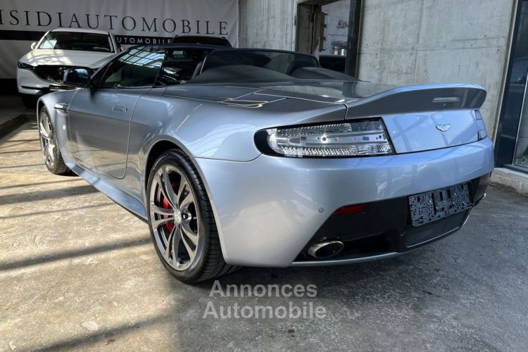 Aston Martin V12 Vantage 5.9 576 7-Speed Sportshift III 1èreM Audio System Aston Martin Premium Audio 700W Garantie 12 mois Prémium - <small></small> 135.990 € <small>TTC</small> - #4