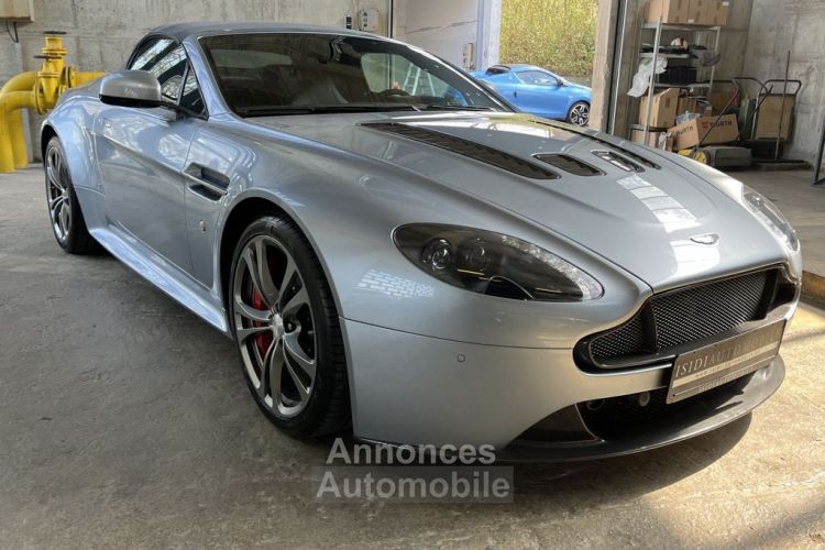 Aston Martin V12 Vantage 5.9 576 7-Speed Sportshift III 1èreM Audio System Aston Martin Premium Audio 700W Garantie 12 mois Prémium - <small></small> 135.990 € <small>TTC</small> - #26