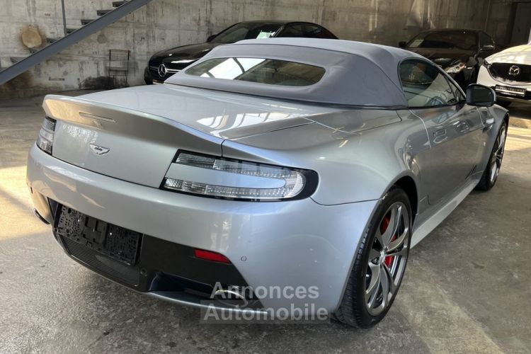 Aston Martin V12 Vantage 5.9 576 7-Speed Sportshift III 1èreM Audio System Aston Martin Premium Audio 700W Garantie 12 mois Prémium - <small></small> 135.990 € <small>TTC</small> - #27