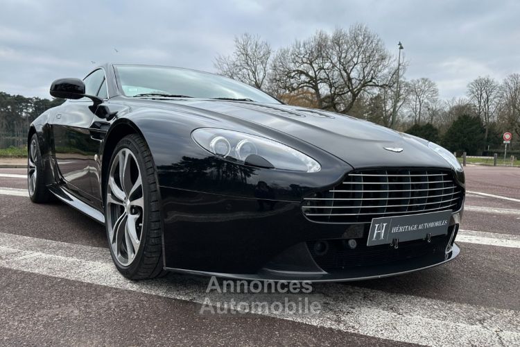 Aston Martin V12 Vantage 6.0 V12 517 CH BVM - <small></small> 139.900 € <small>TTC</small> - #50